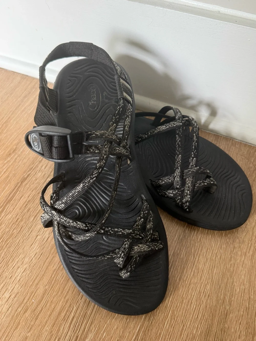 Chaco Women's ZX/2 Cloud Dual Adjustable Straps Cushioned Sandal EcoTread size 9